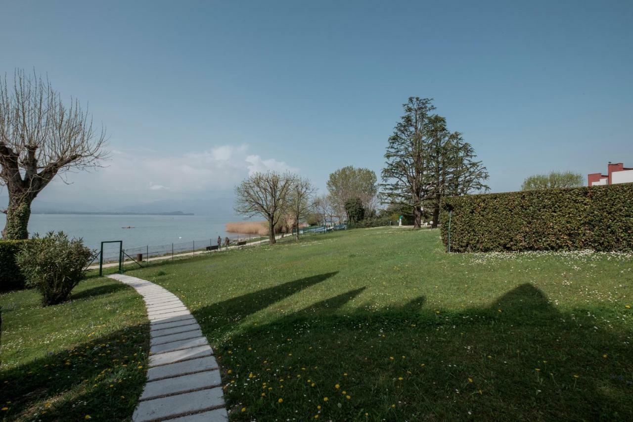 Residence Holiday Sirmione B8 Exterior photo