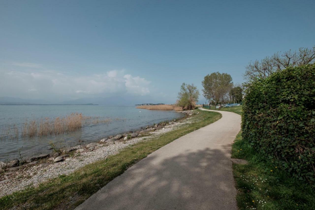 Residence Holiday Sirmione B8 Exterior photo
